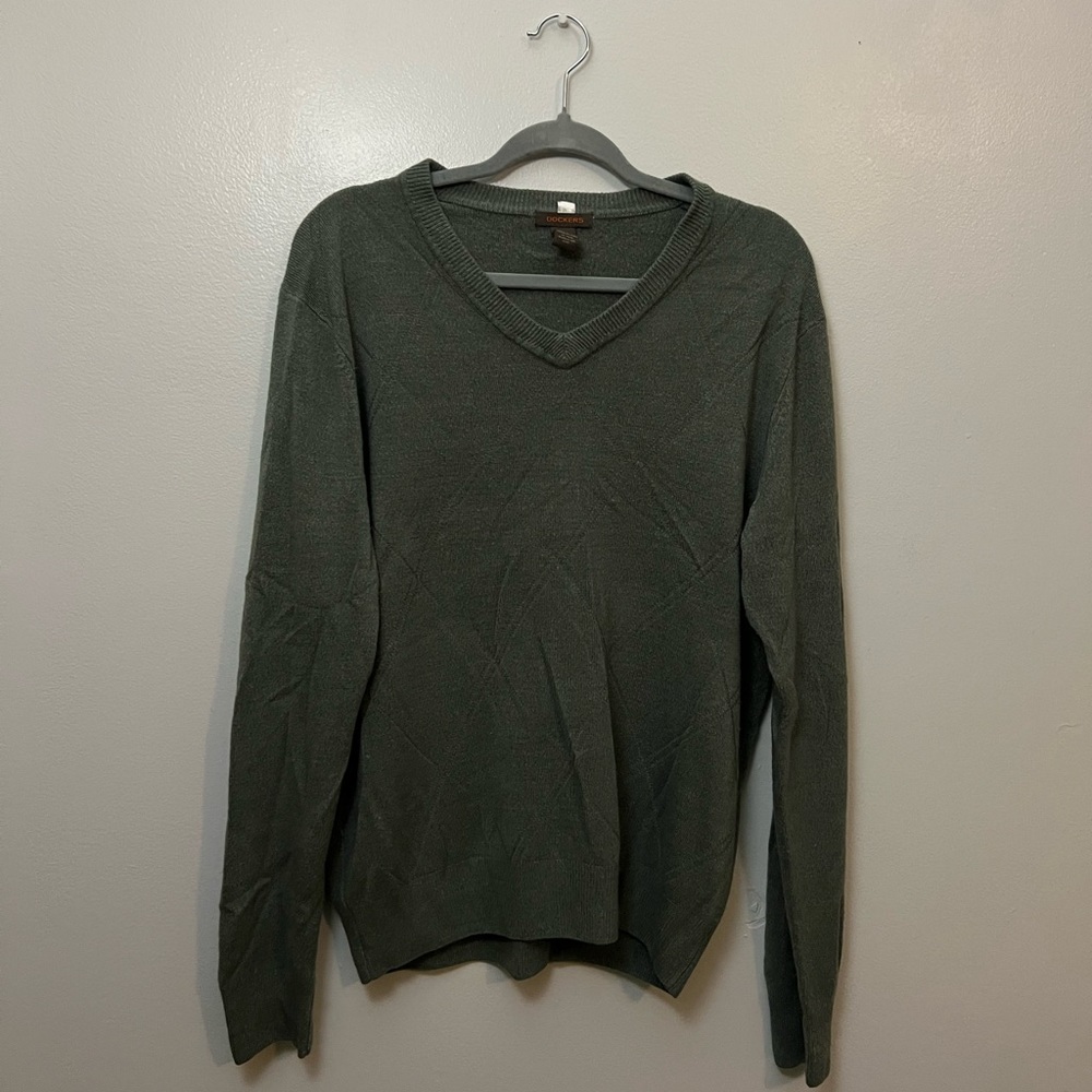 selling a men’s green soft Dockers sweater grandpa type sweater
